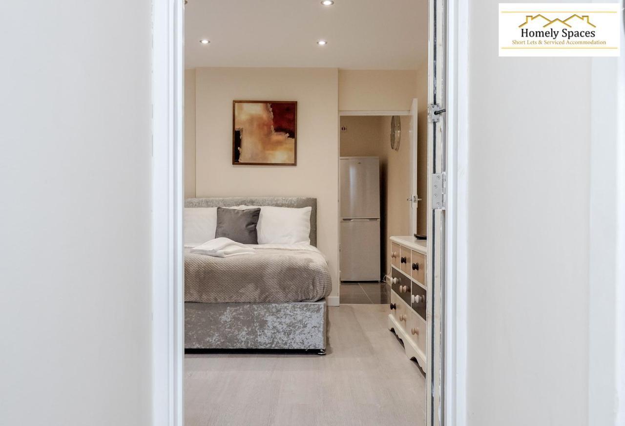 Bedford Hospital Victoria Apartments A And B By Homely Spaces Short Lets & Serviced Accommodation Екстериор снимка